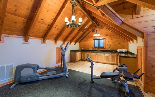 170601-Chris-and-Cami-Photography-0020 - exercise equipment in cabin